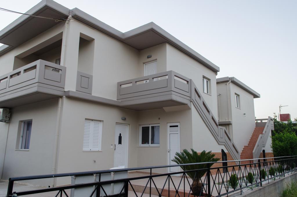 Iokasti Homes Kato Galatas Luaran gambar